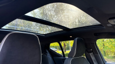 Volvo XC40 2.0 B4P Ultimate Dark 5dr Auto Petrol Estate